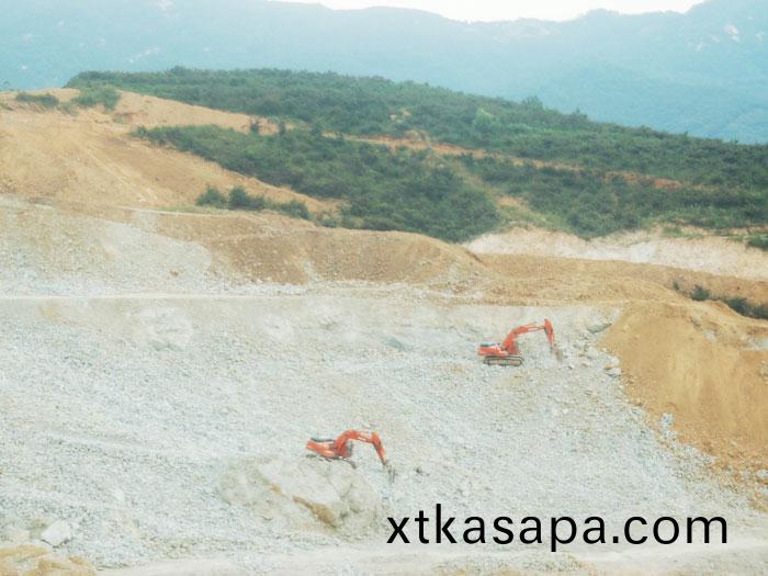 煙(yan)檯中(zhong)嘉鑛(kuang)業宋(song)傢溝鑛(kuang)山(shan)石(shi)方(fang)爆(bao)破工(gong)程(cheng)