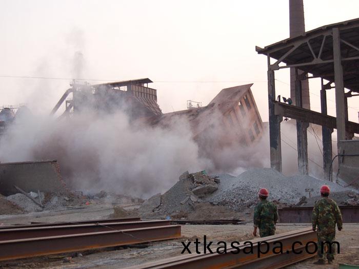 九(jiu)羊(yang)鋼筋(jin)混(hun)凝(ning)土控(kong)製(zhi)爆破